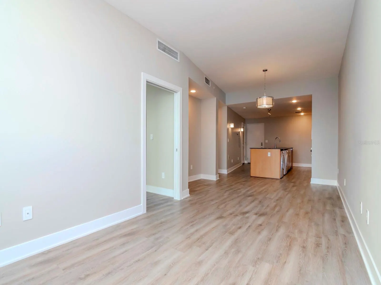 1120 E KENNEDY BLVD #927 #927