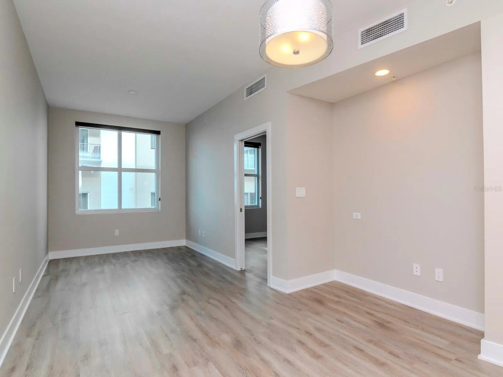1120 E KENNEDY BLVD #927 #927