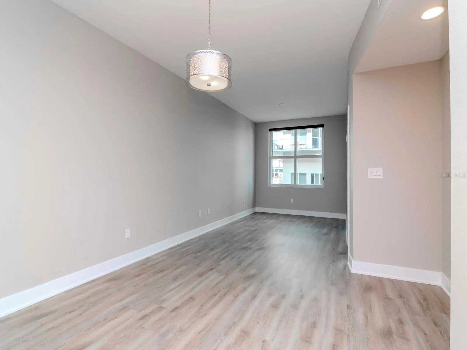 1120 E KENNEDY BLVD #927 #927