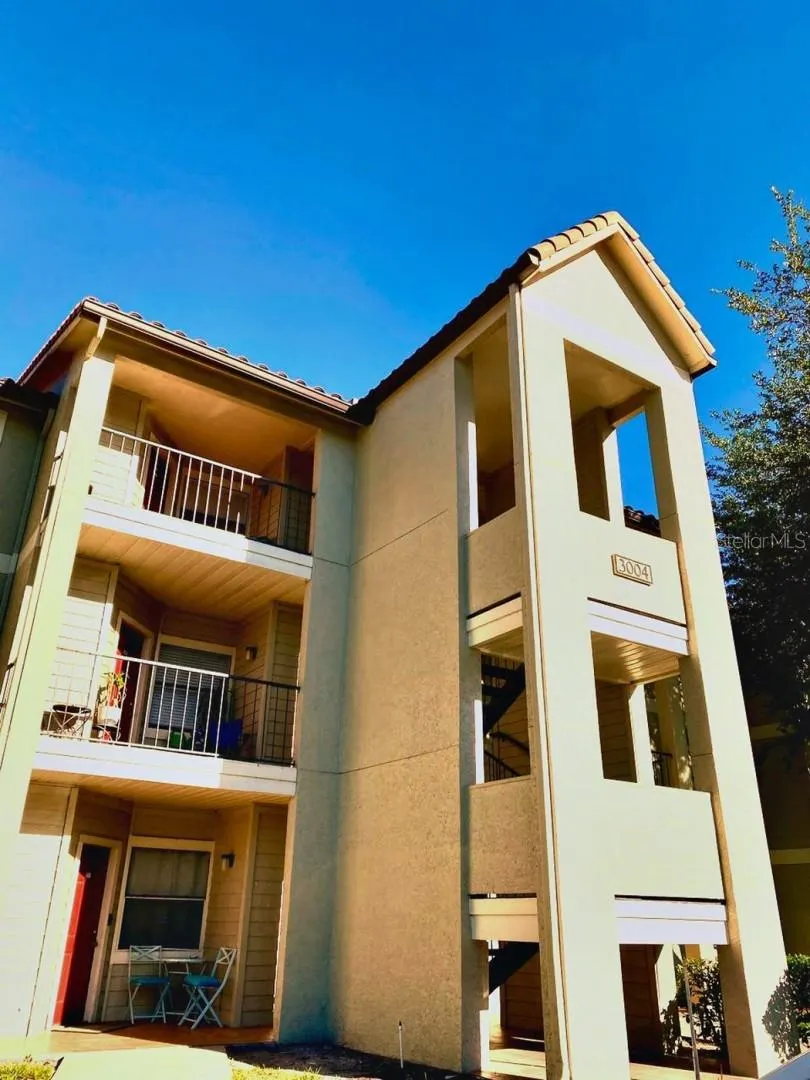 3004 PARKWAY BLVD #306 #306