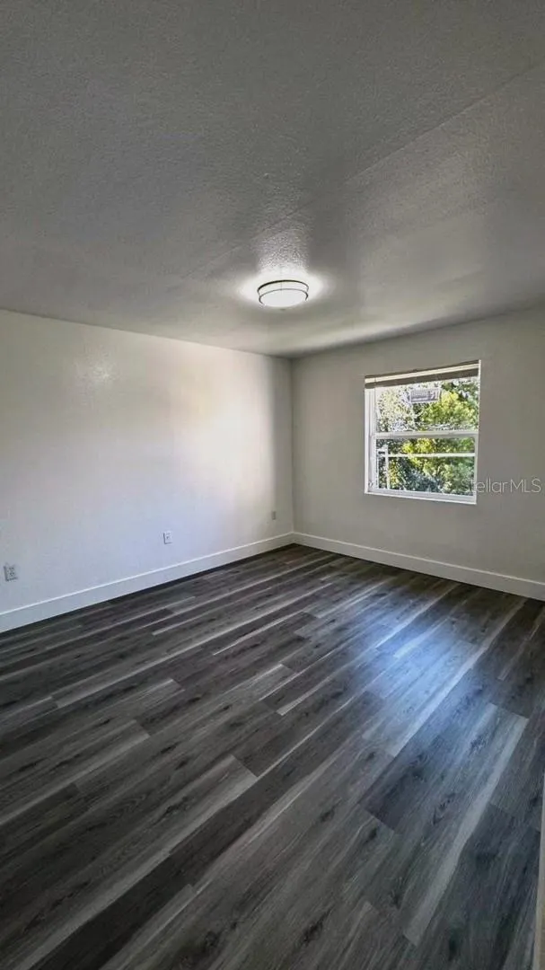 3004 PARKWAY BLVD #306 #306