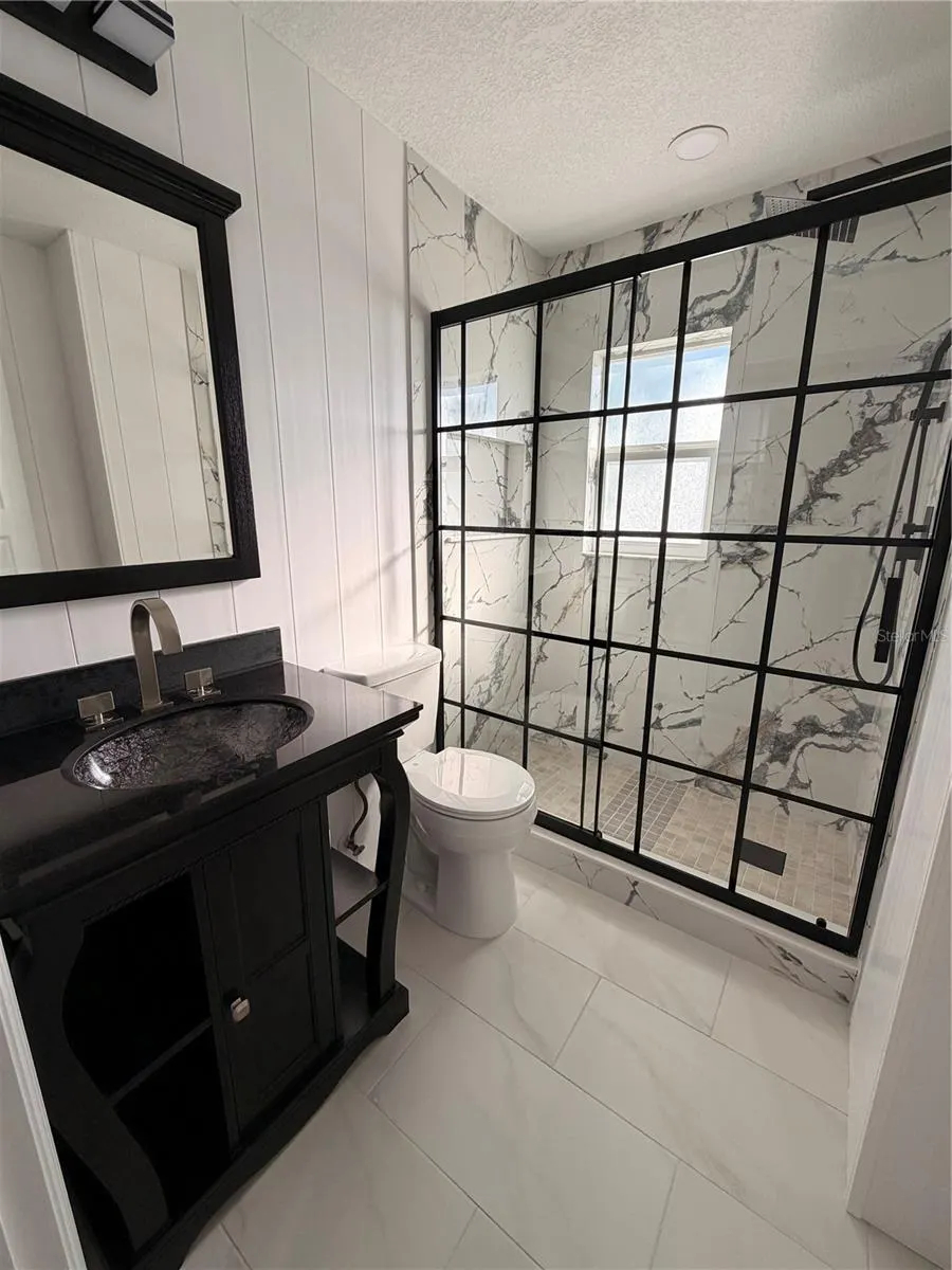 2698 PETERBOROUGH CT