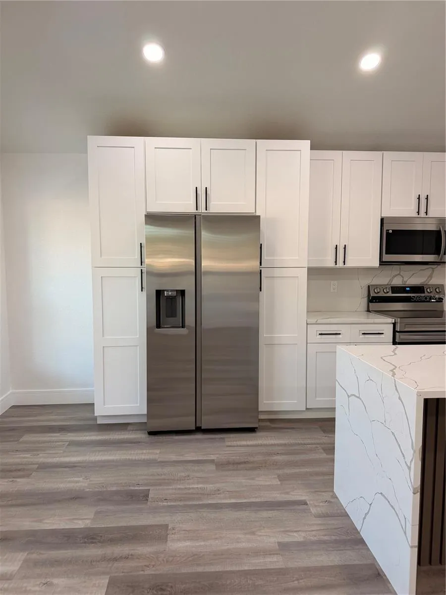 2698 PETERBOROUGH CT