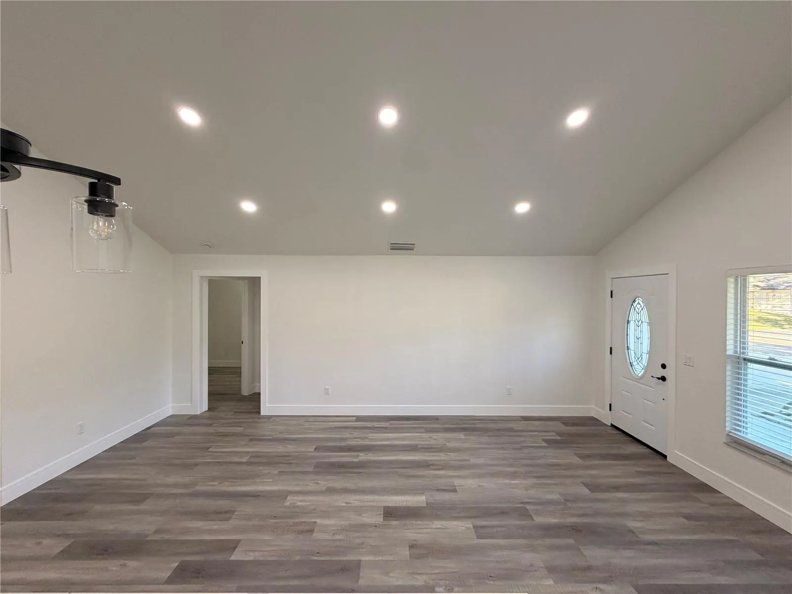2698 PETERBOROUGH CT