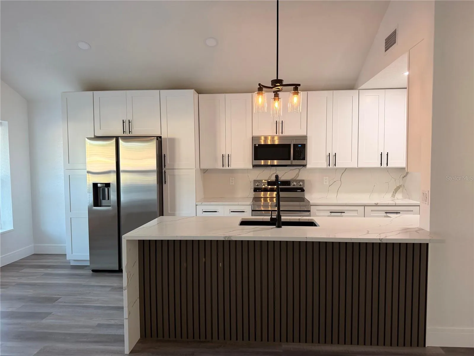 2698 PETERBOROUGH CT