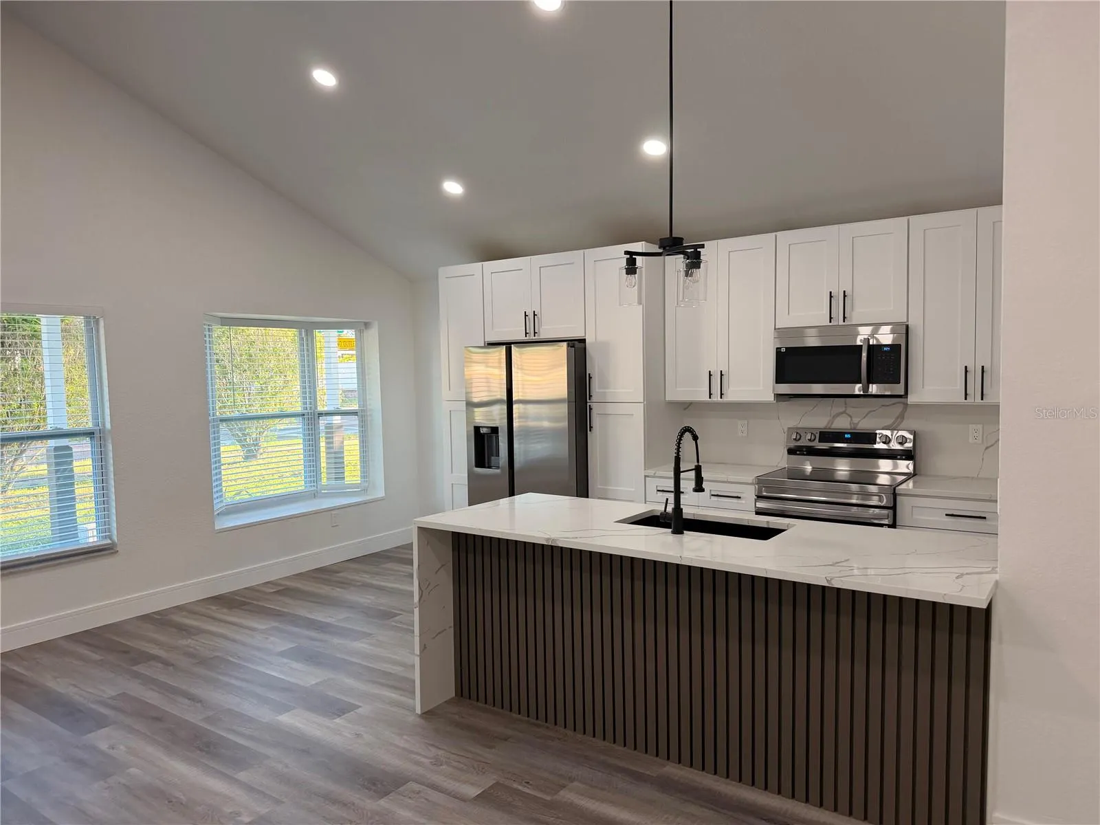 2698 PETERBOROUGH CT
