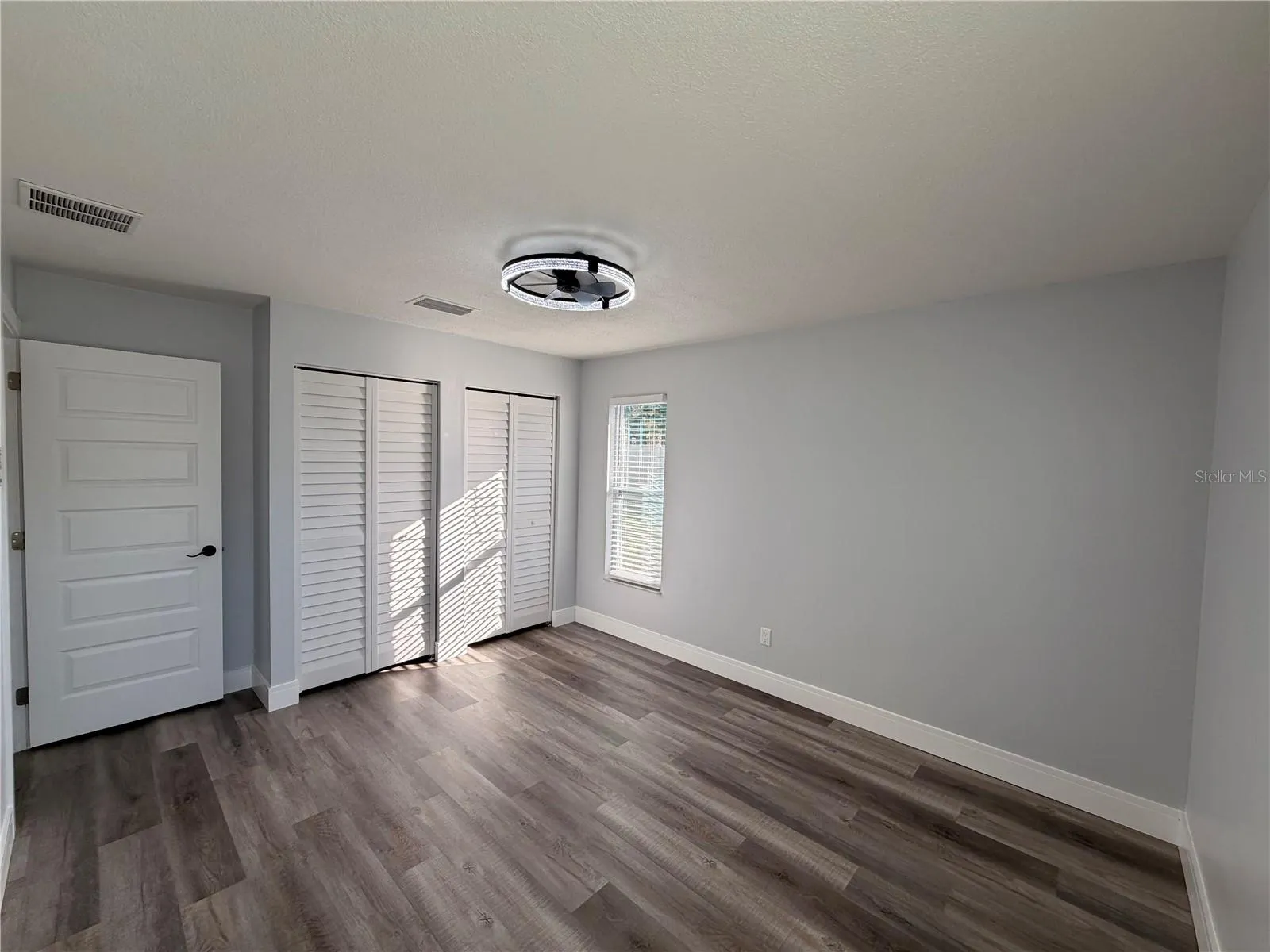 2698 PETERBOROUGH CT