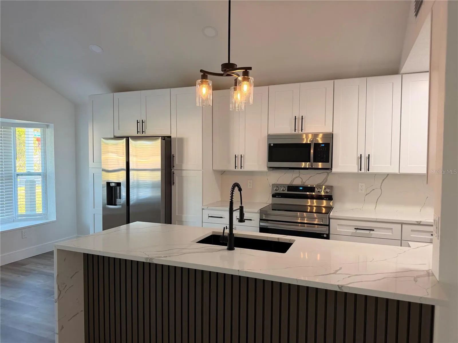 2698 PETERBOROUGH CT