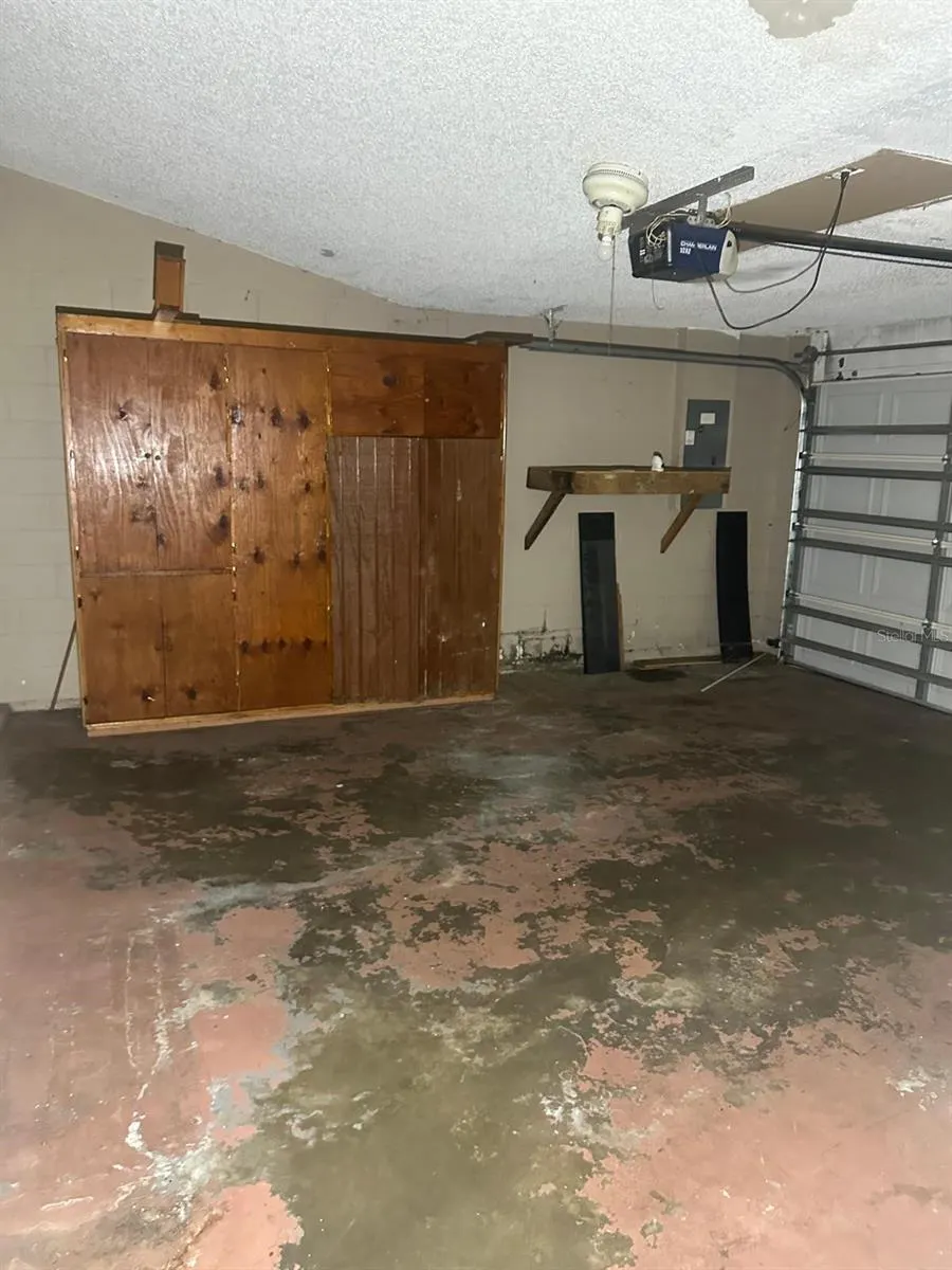 805 DEL PRADO DR