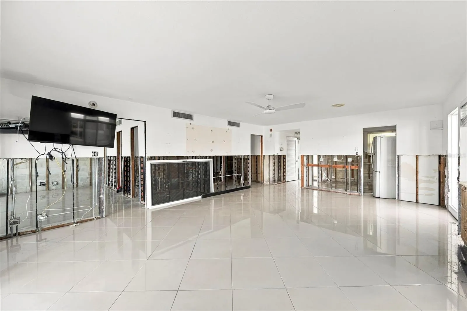 1365 SNELL ISLE BLVD NE #1A #1A