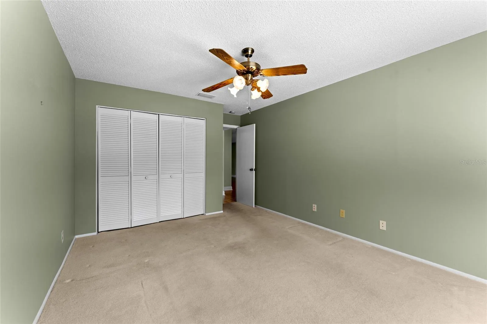 2297 E LARK CIR E #D #D