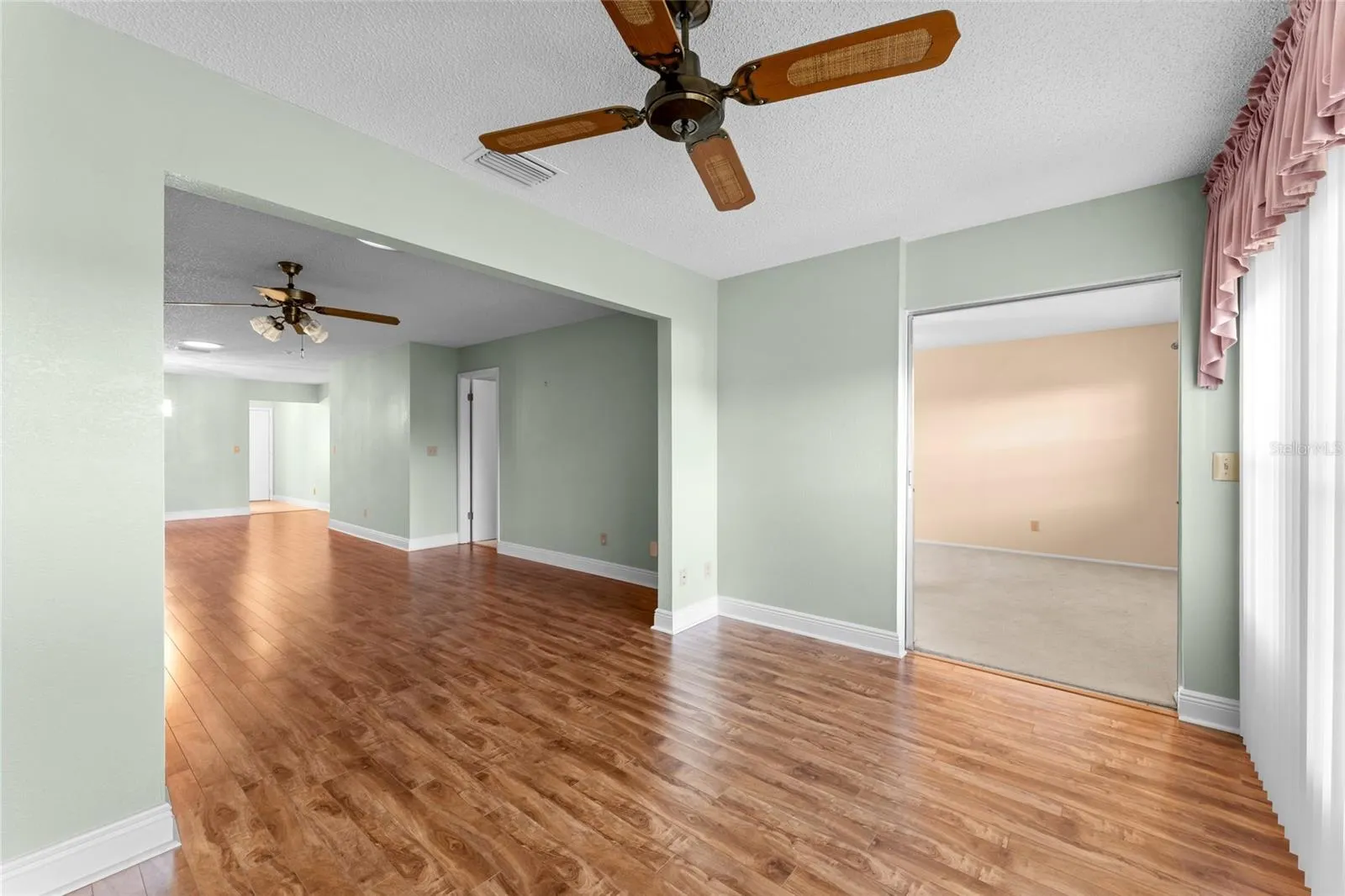 2297 E LARK CIR E #D #D