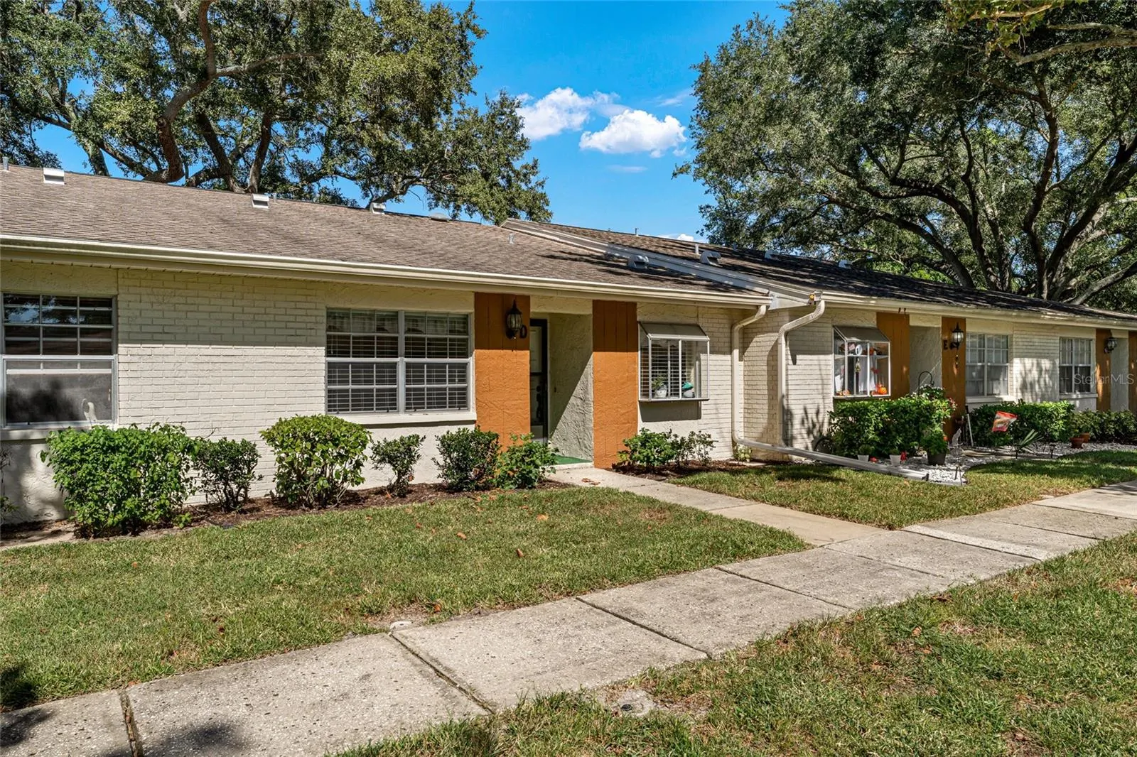 2297 E LARK CIR E #D #D
