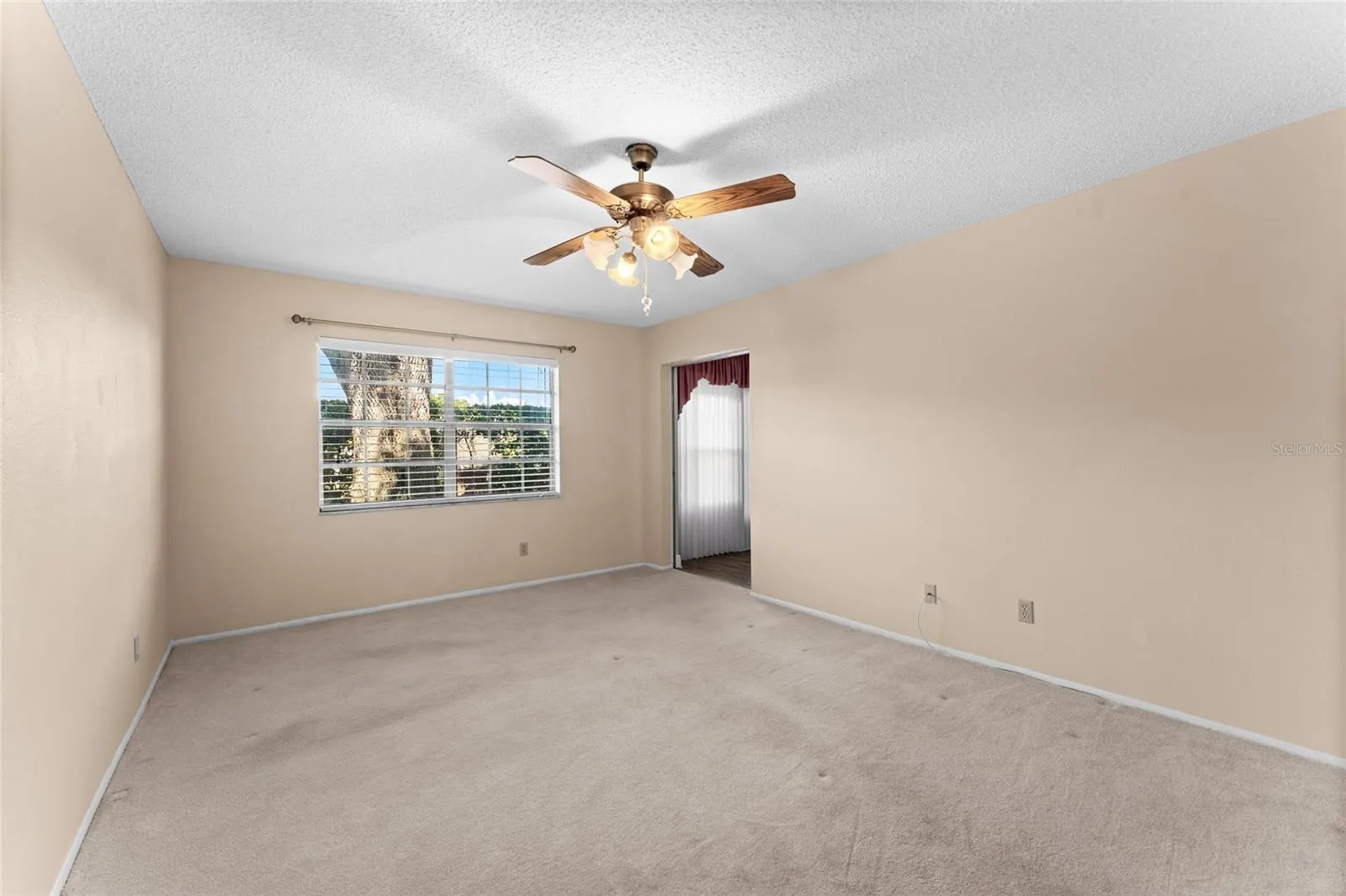 2297 E LARK CIR E #D #D
