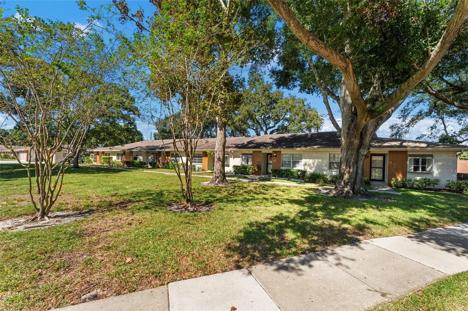 2297 E LARK CIR E #D #D