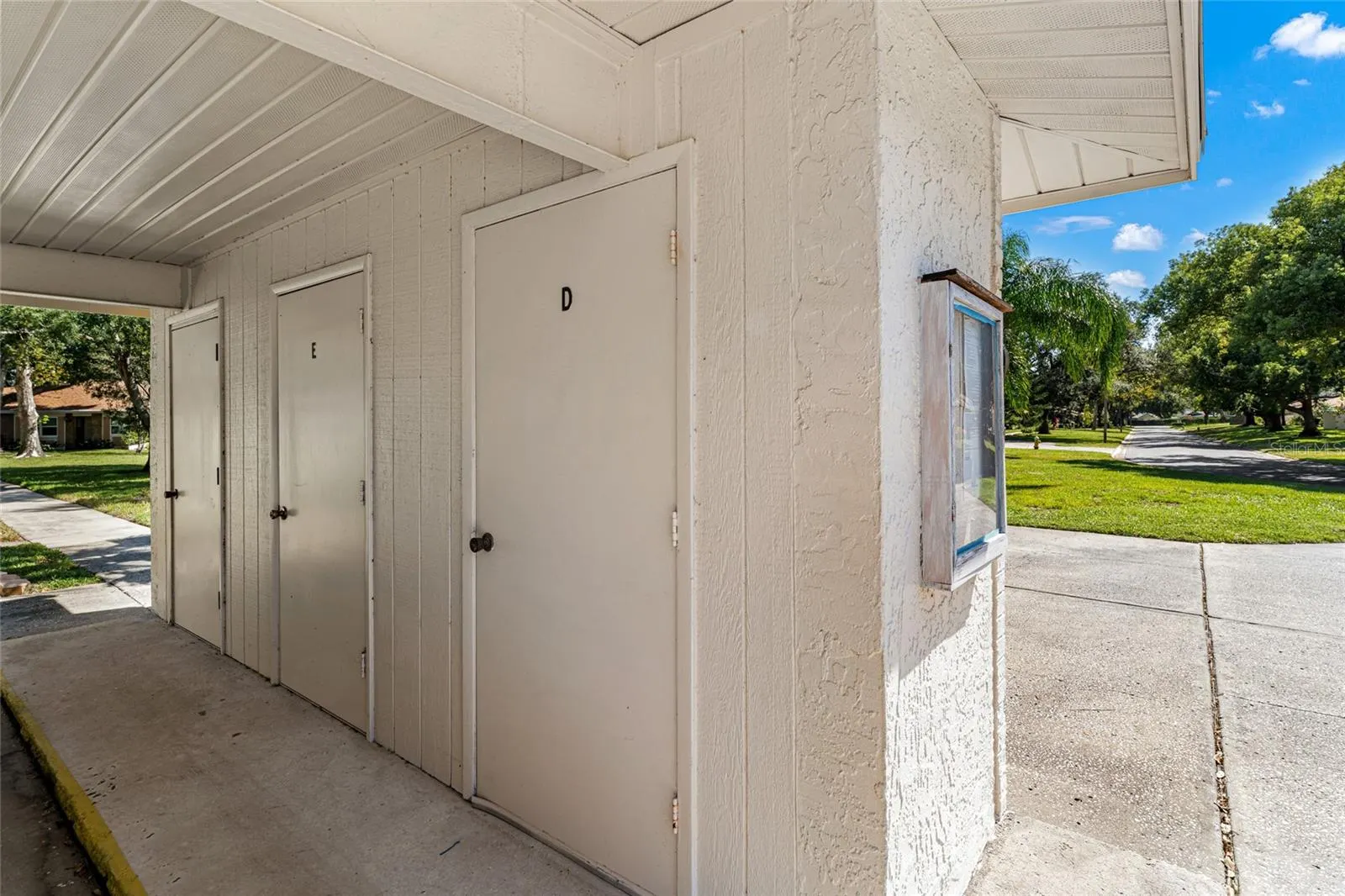 2297 E LARK CIR E #D #D