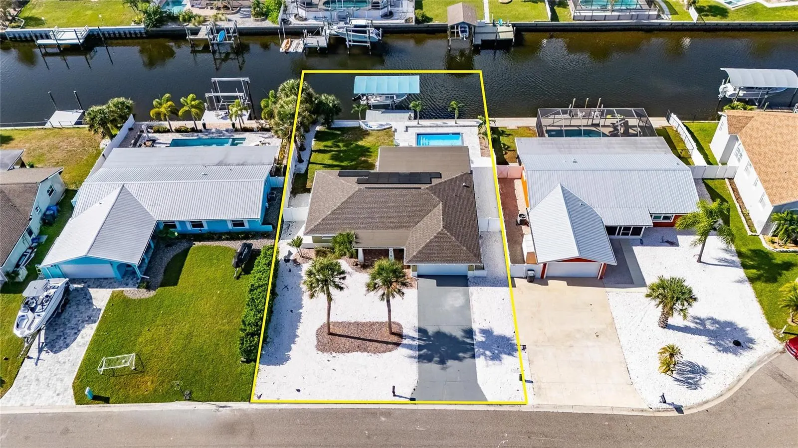 1016 SILVER PALM WAY