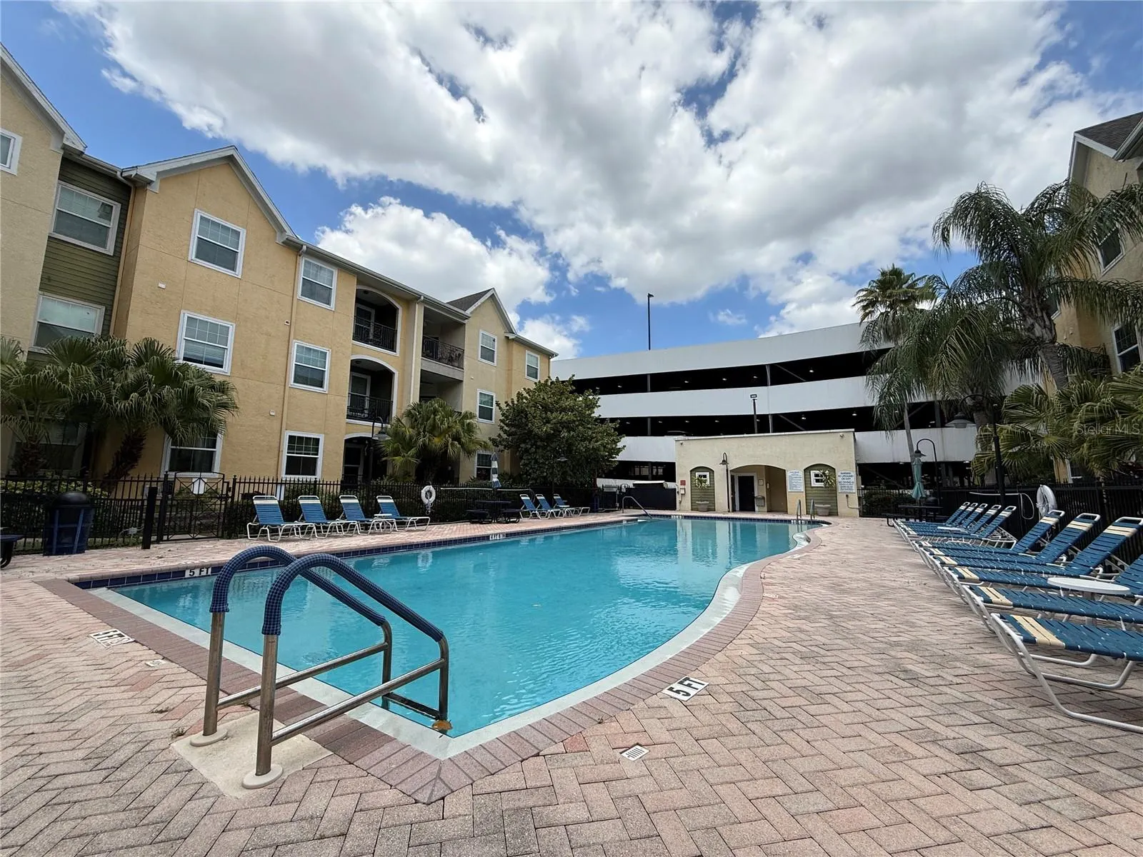 1910 E PALM AVE #11321 #11321