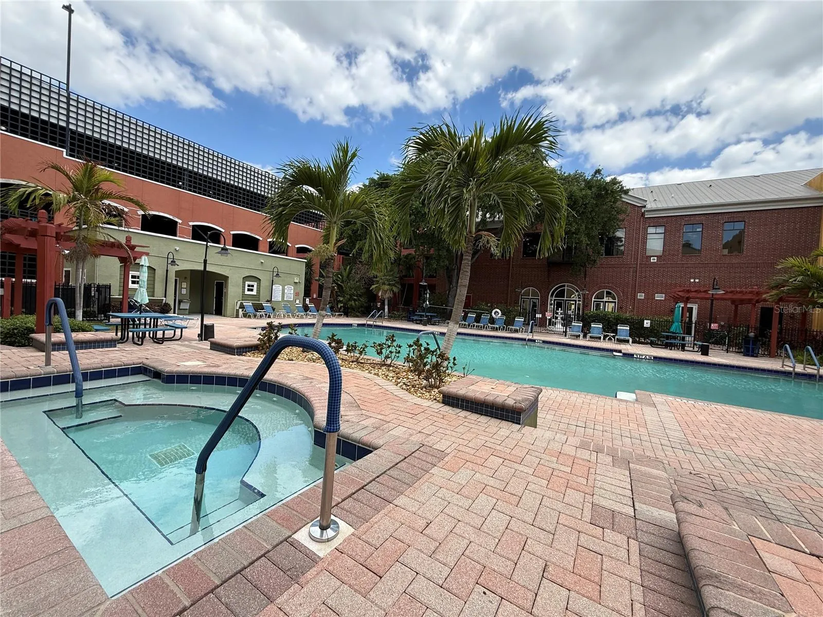1910 E PALM AVE #11321 #11321