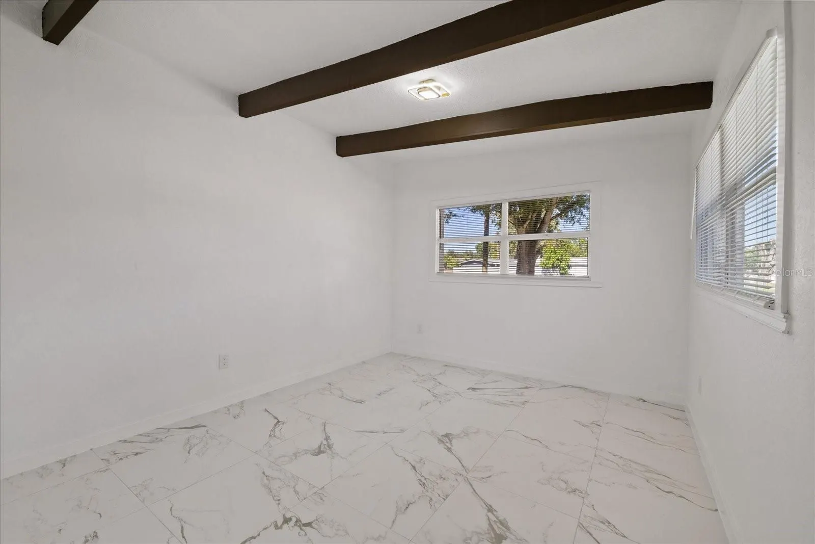 8507 LIBBY LN