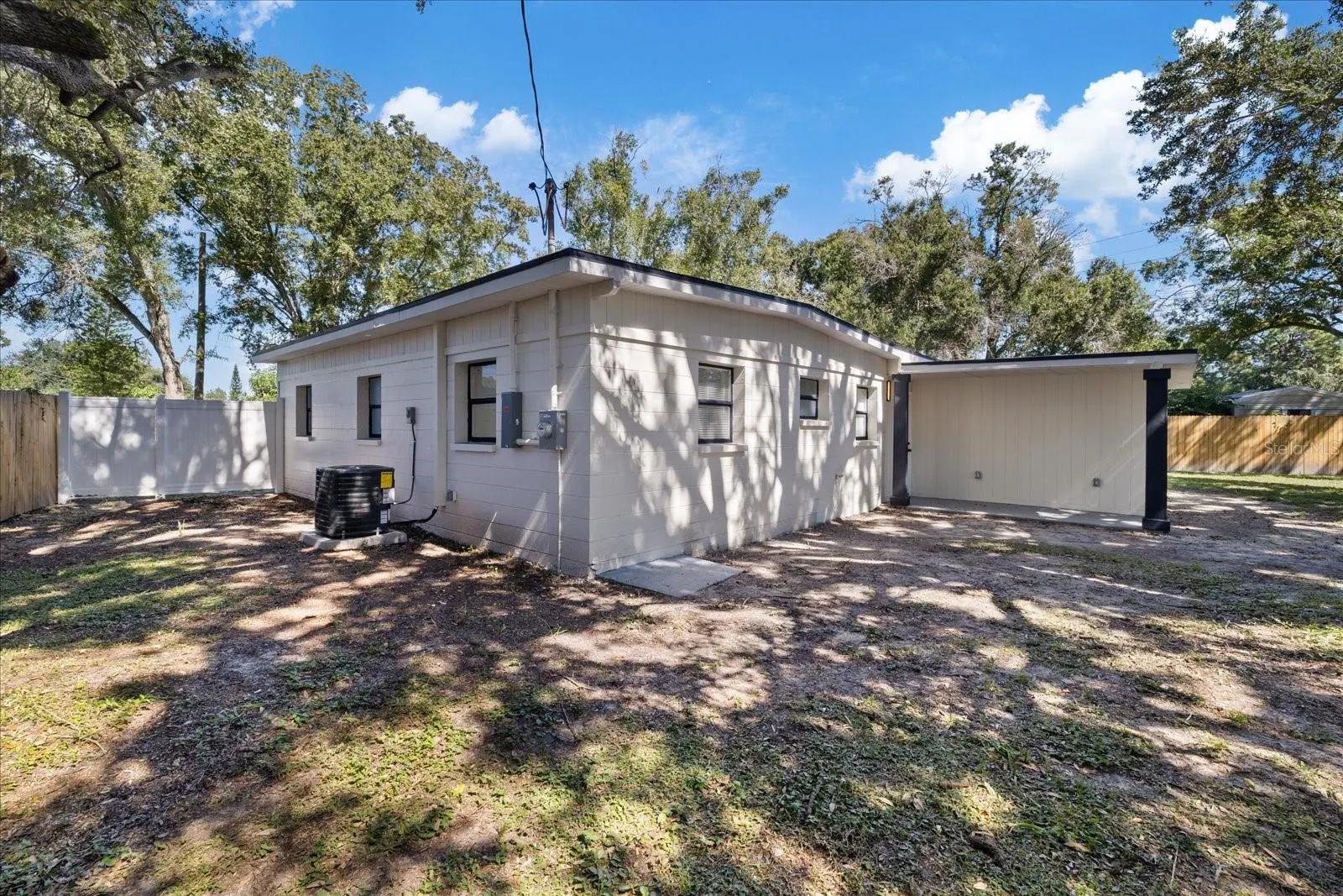 8507 LIBBY LN