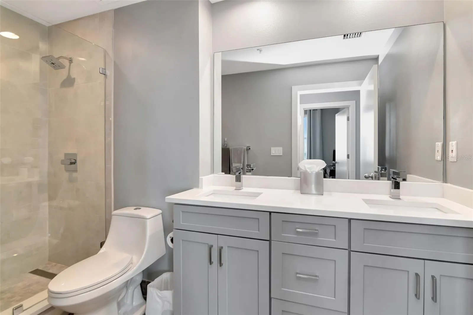 1120 E KENNEDY BLVD #1512 #1512