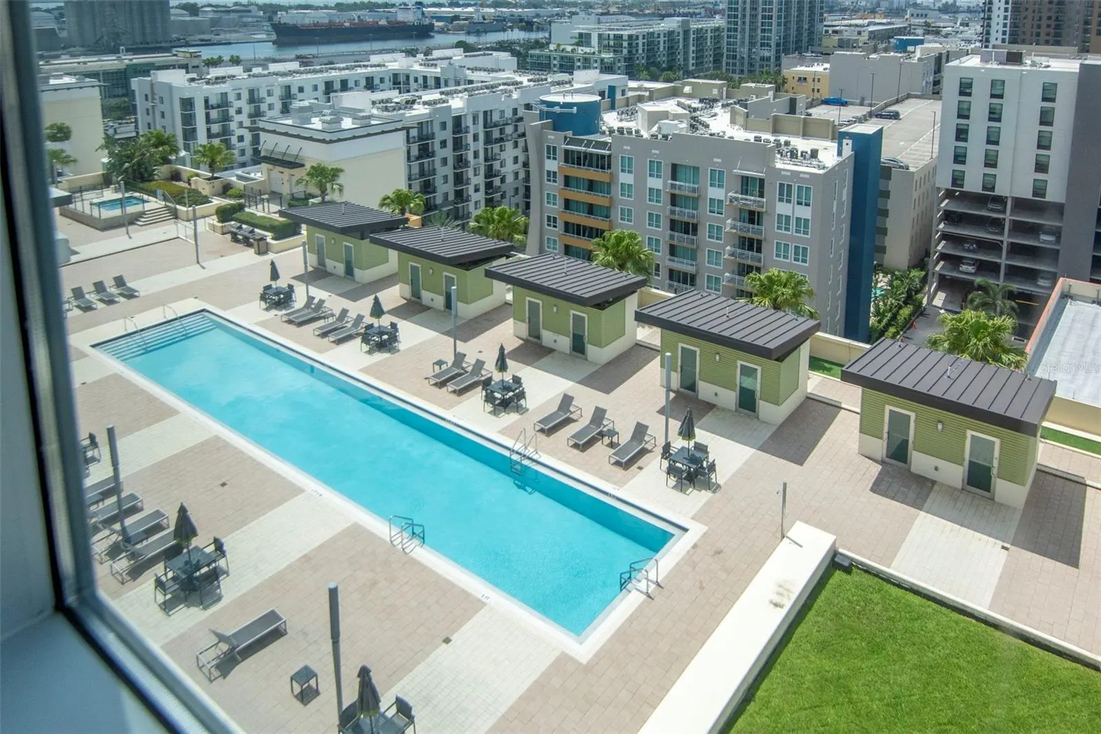 1120 E KENNEDY BLVD #1512 #1512