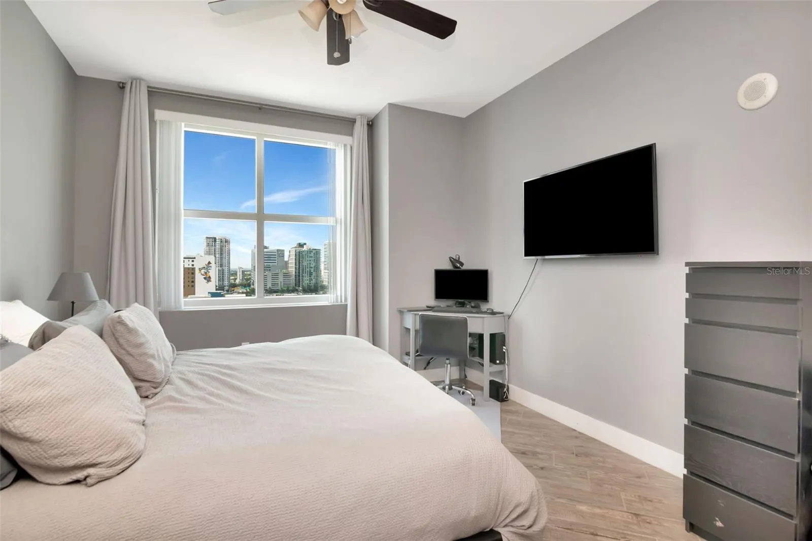 1120 E KENNEDY BLVD #1512 #1512