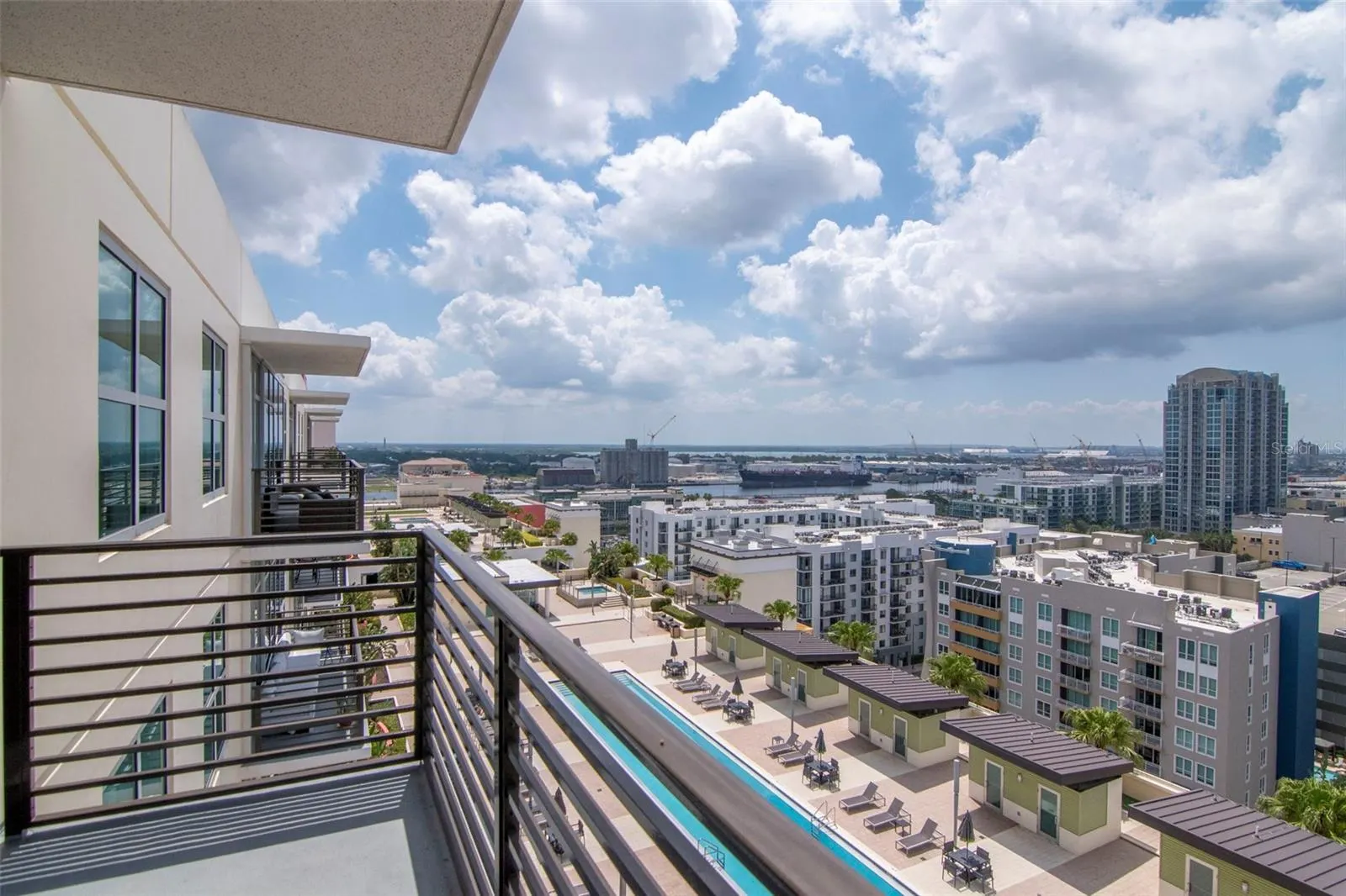 1120 E KENNEDY BLVD #1512 #1512