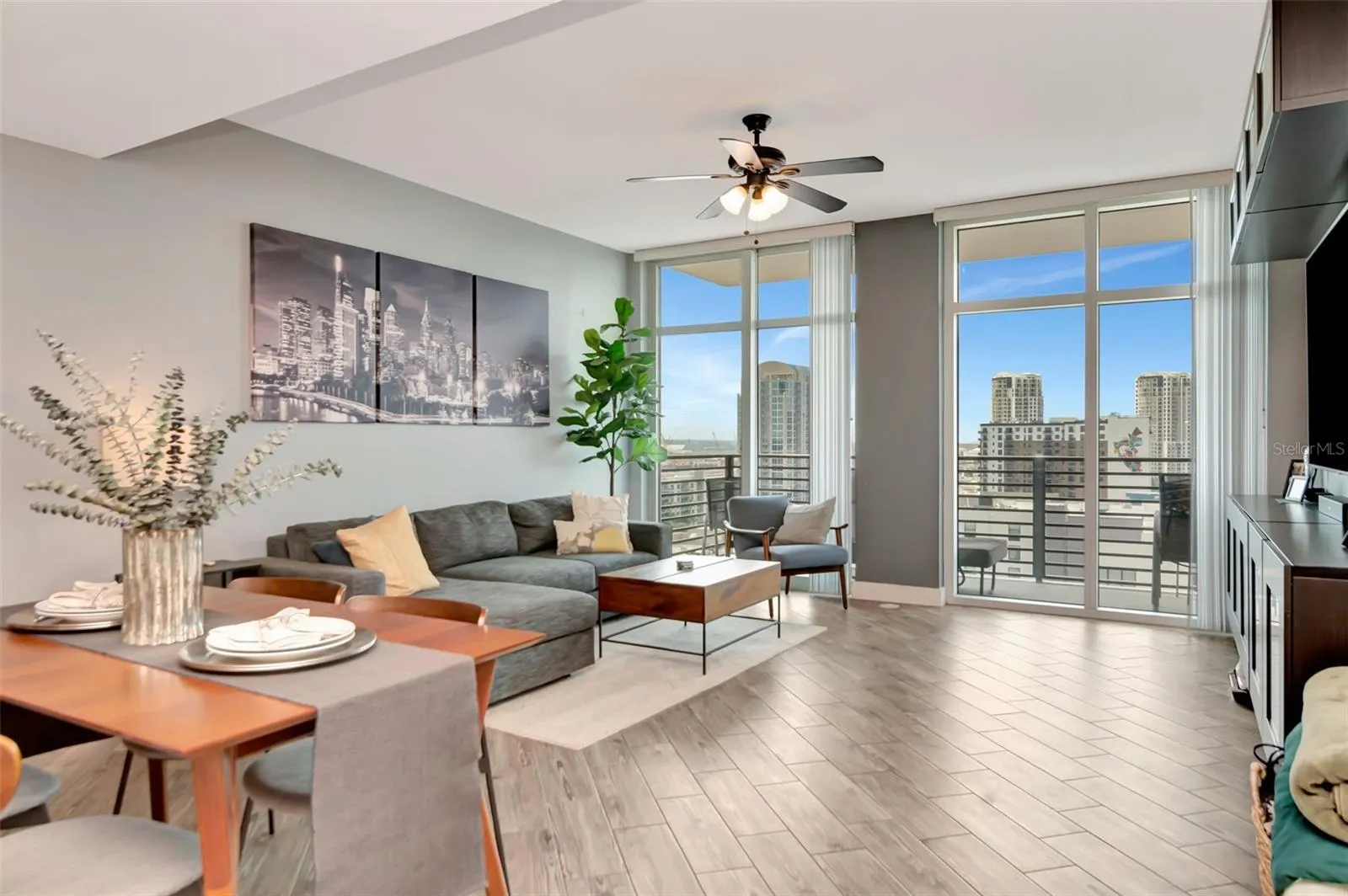 1120 E KENNEDY BLVD #1512 #1512