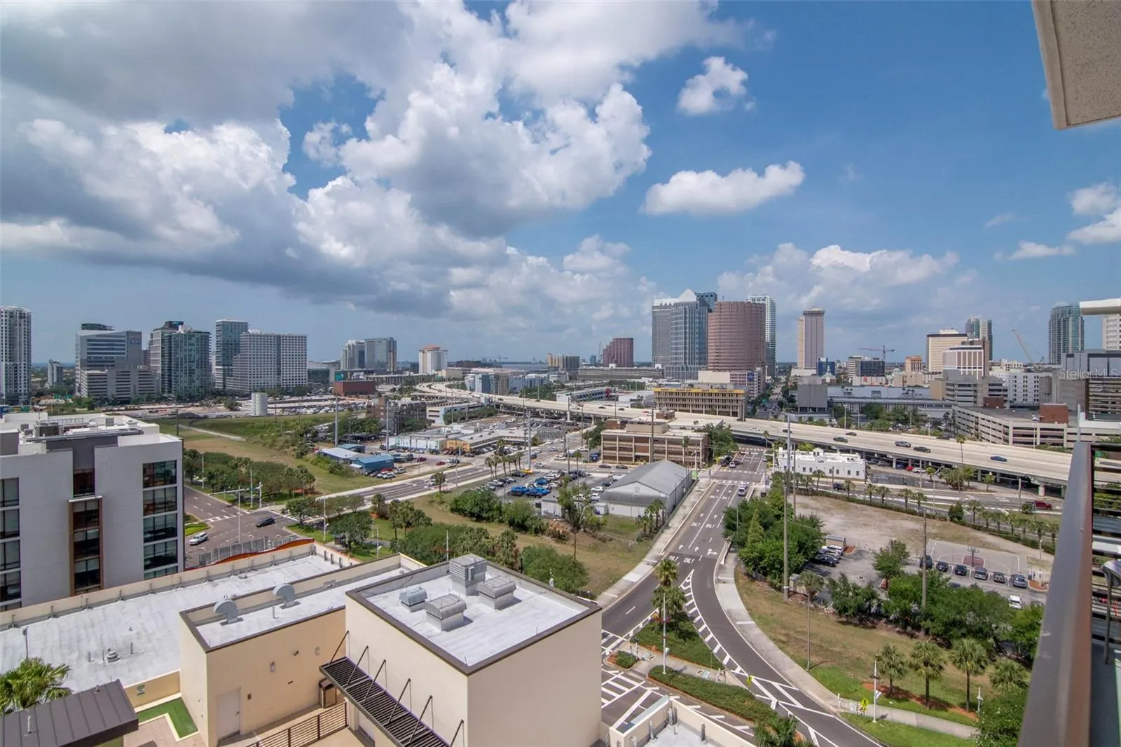 1120 E KENNEDY BLVD #1512 #1512