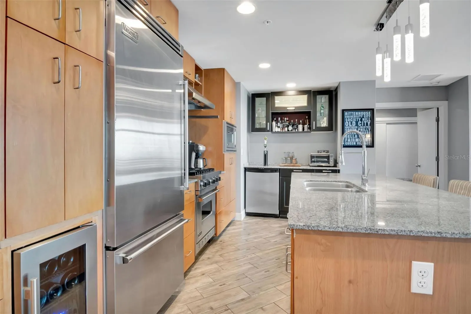 1120 E KENNEDY BLVD #1512 #1512