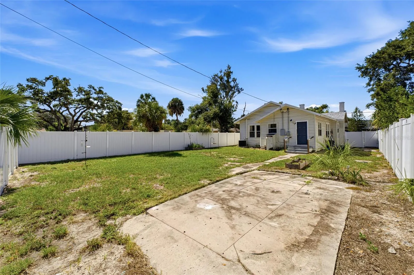 1920 19TH ST S