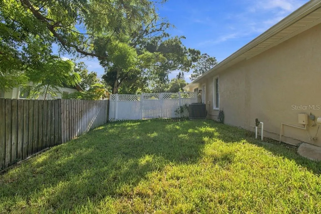 2665 ULLMAN CT