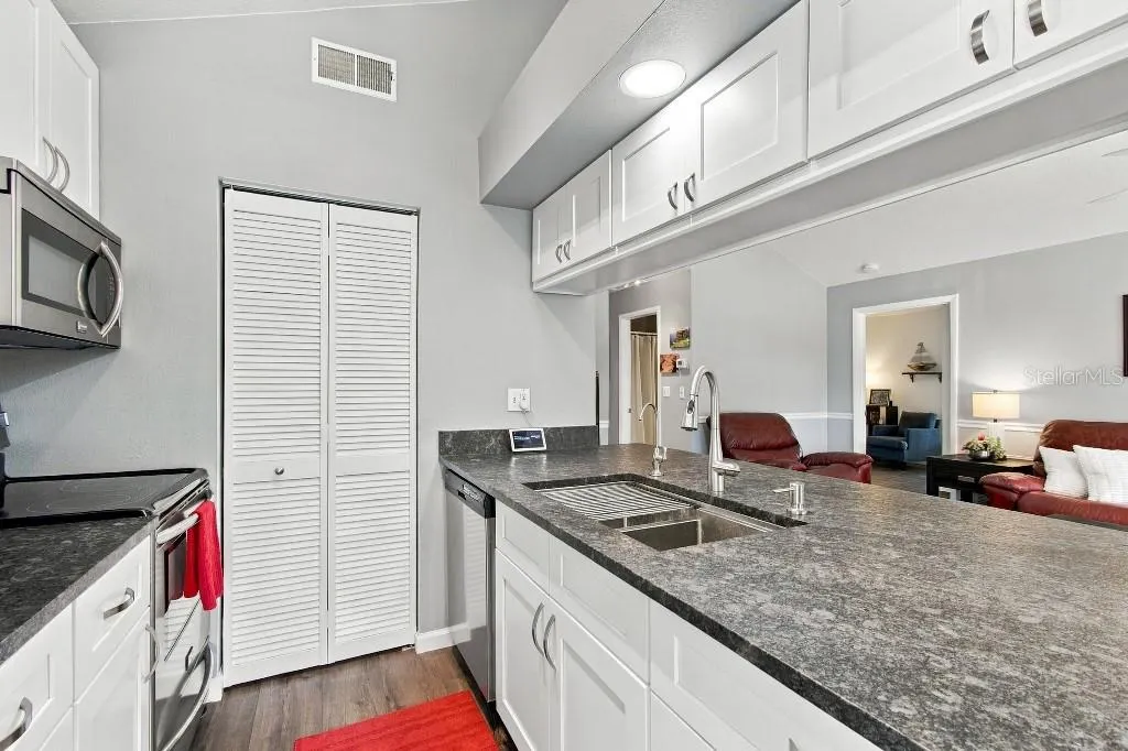 2665 ULLMAN CT