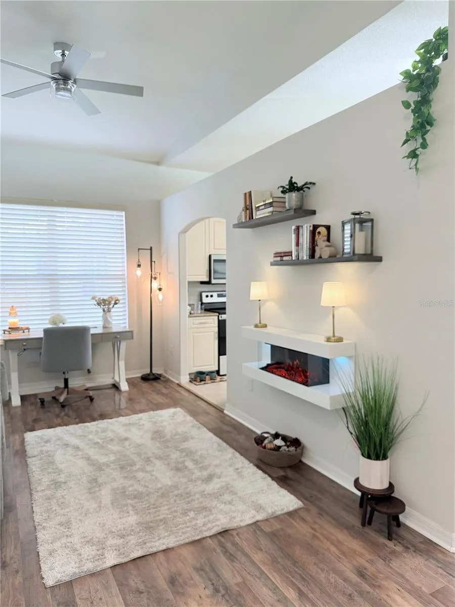 1708 TRIANO CIR #1708 #1708