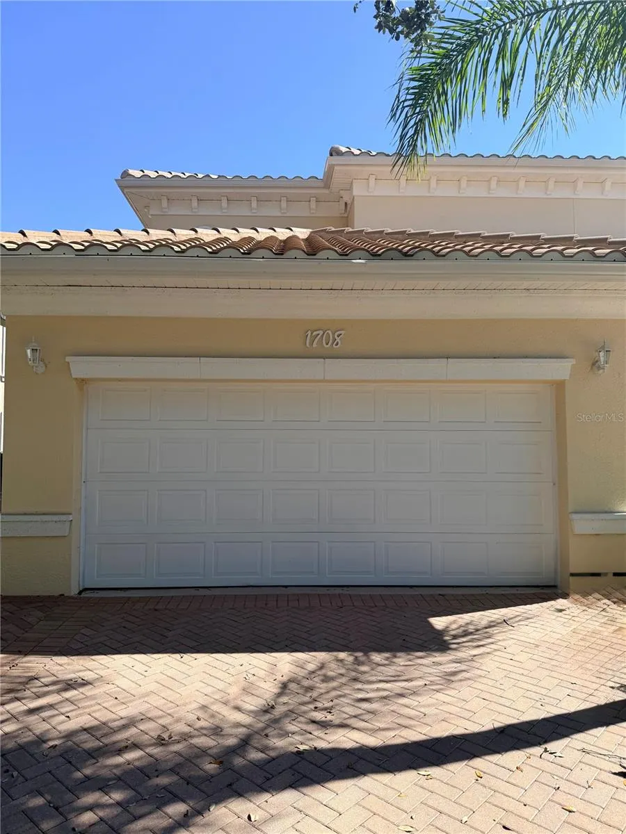 1708 TRIANO CIR #1708 #1708