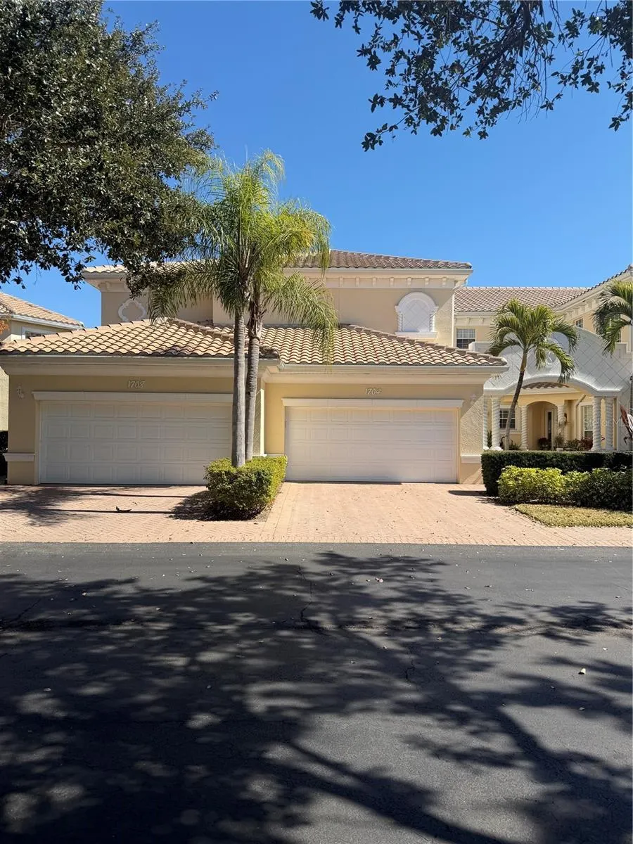 1708 TRIANO CIR #1708 #1708