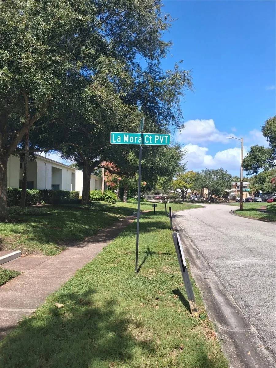 4310 LA MORA CT