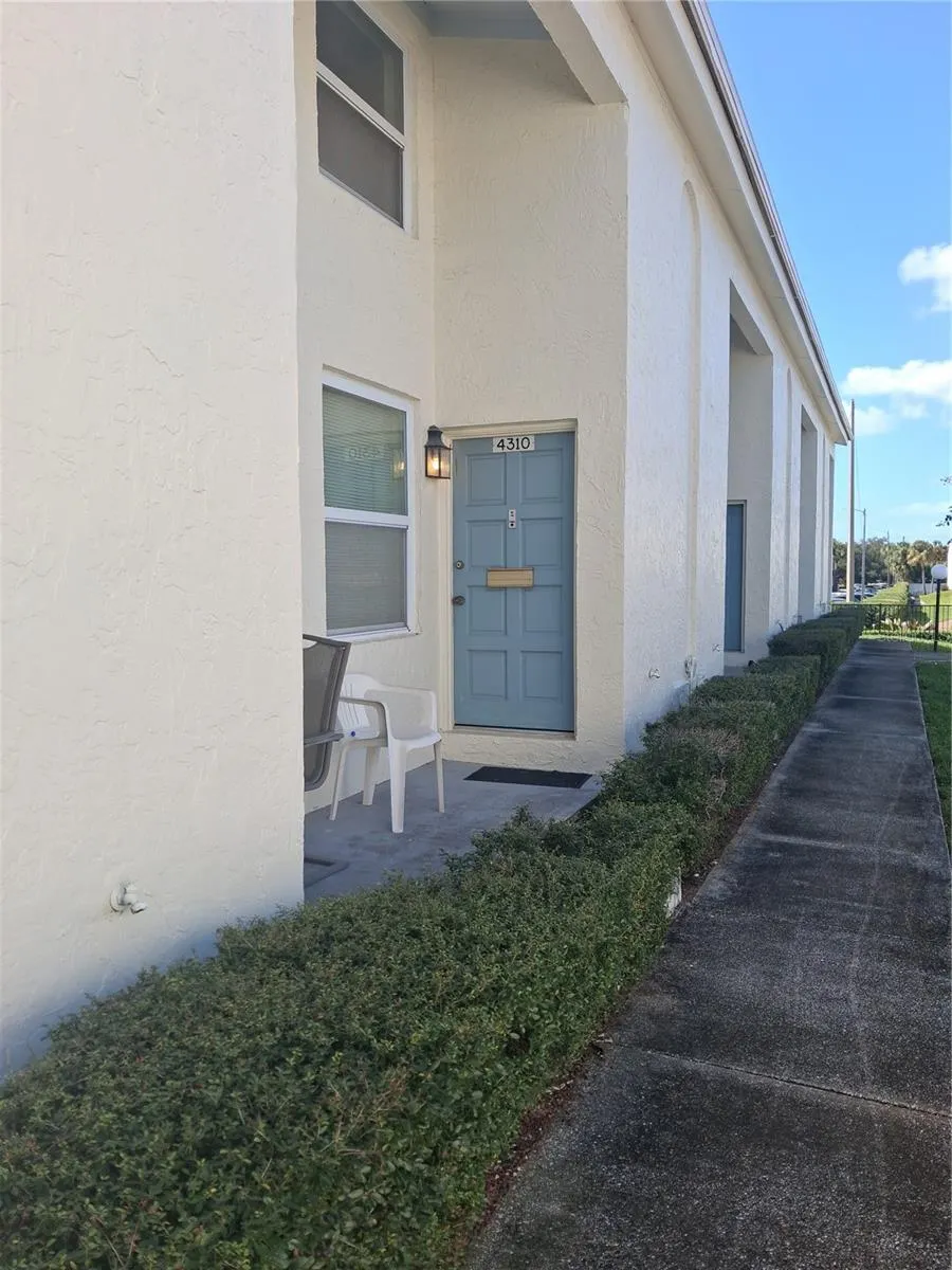 4310 LA MORA CT