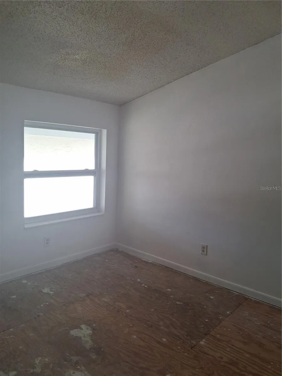 4310 LA MORA CT