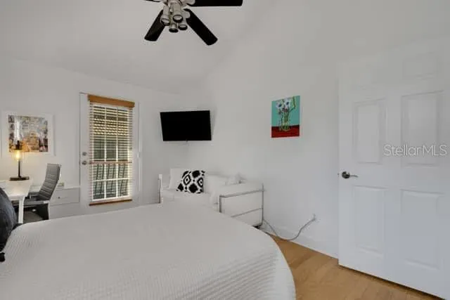 110 RICARDO WAY NE #8 #8