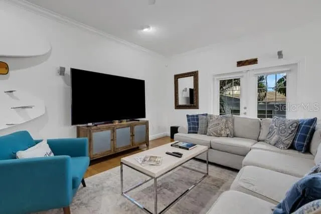110 RICARDO WAY NE #8 #8