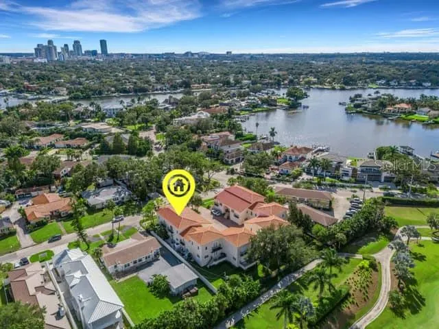 110 RICARDO WAY NE #8 #8