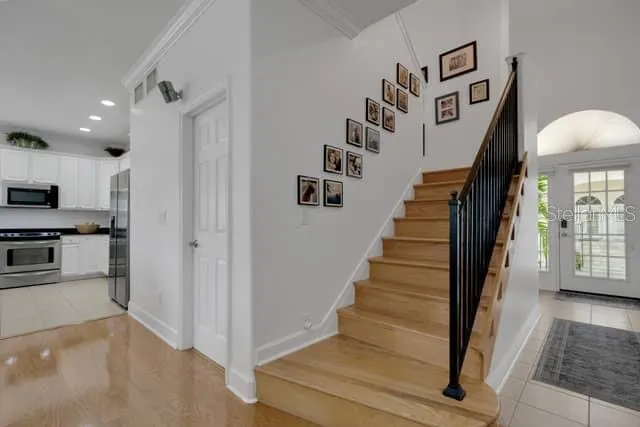 110 RICARDO WAY NE #8 #8