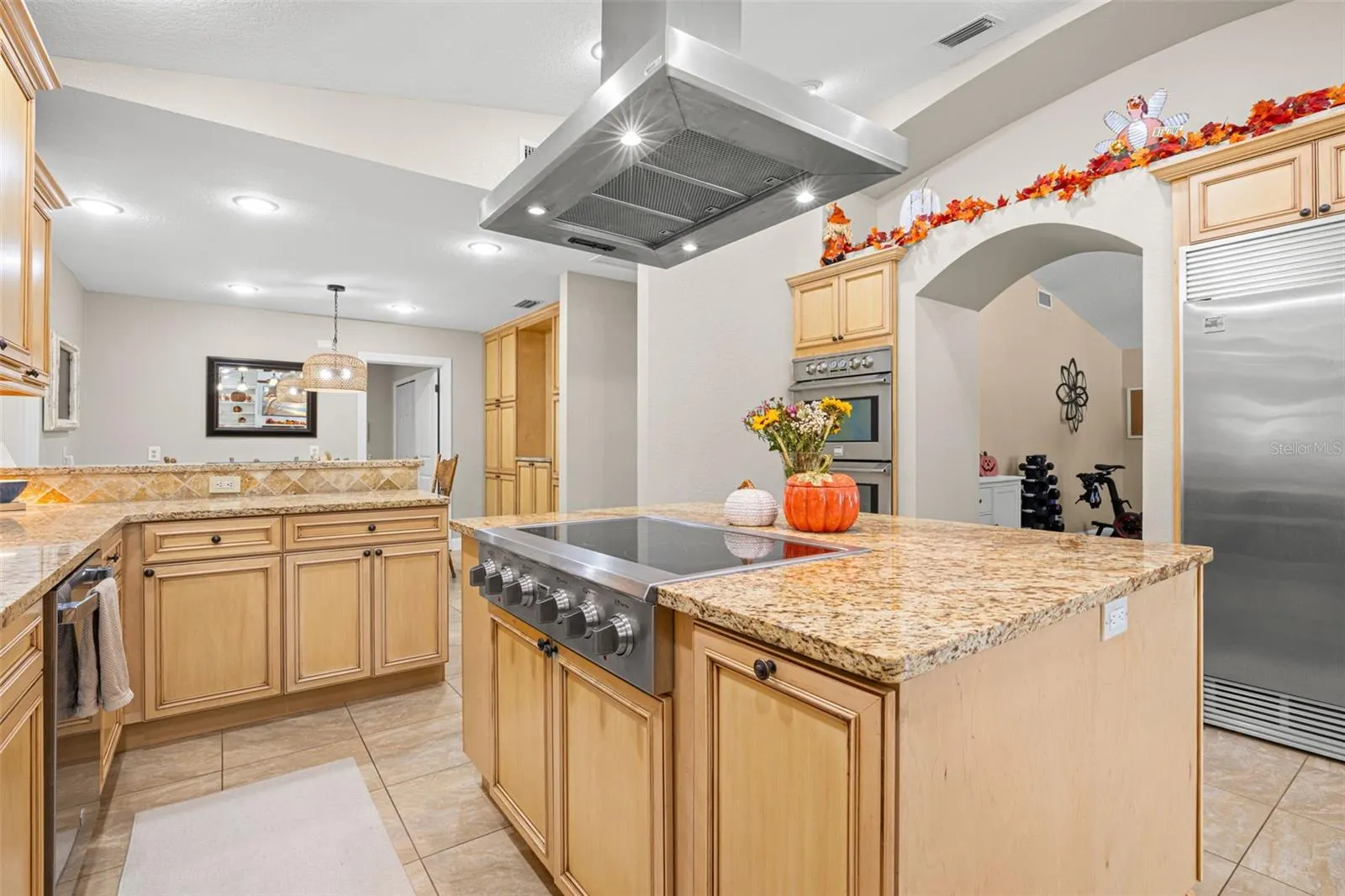 704 CENTERBROOK DR
