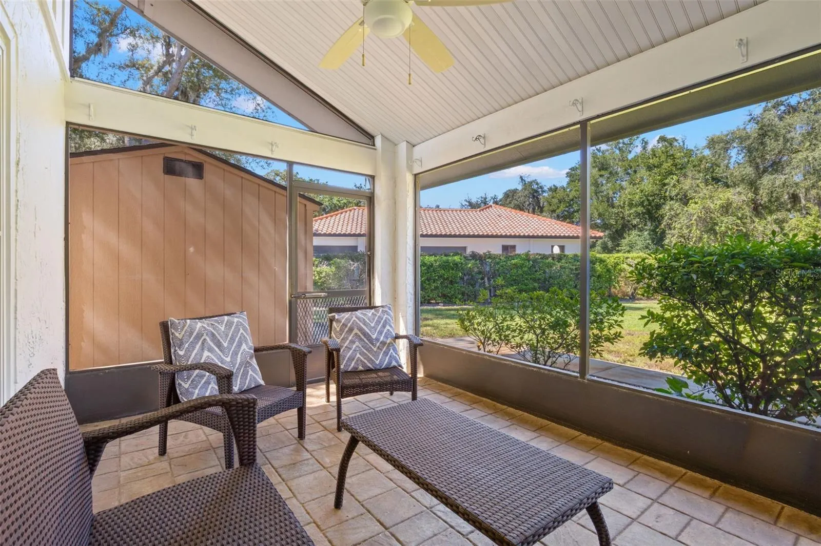 704 CENTERBROOK DR