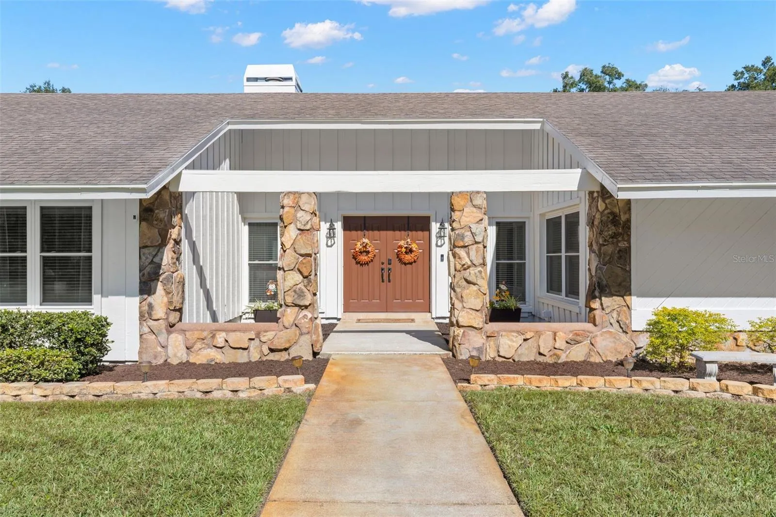 704 CENTERBROOK DR