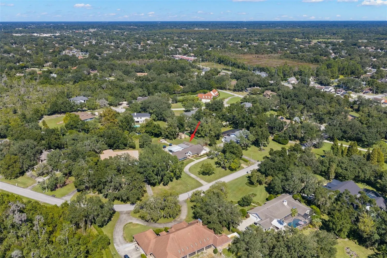 704 CENTERBROOK DR