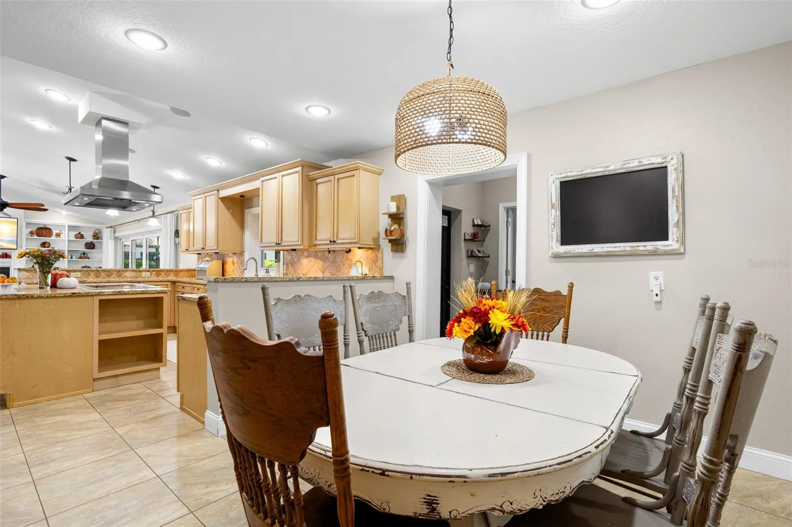 704 CENTERBROOK DR